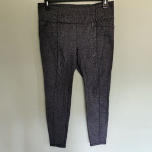 Athleta Gray and Black Print Athletic Leggings Size XL